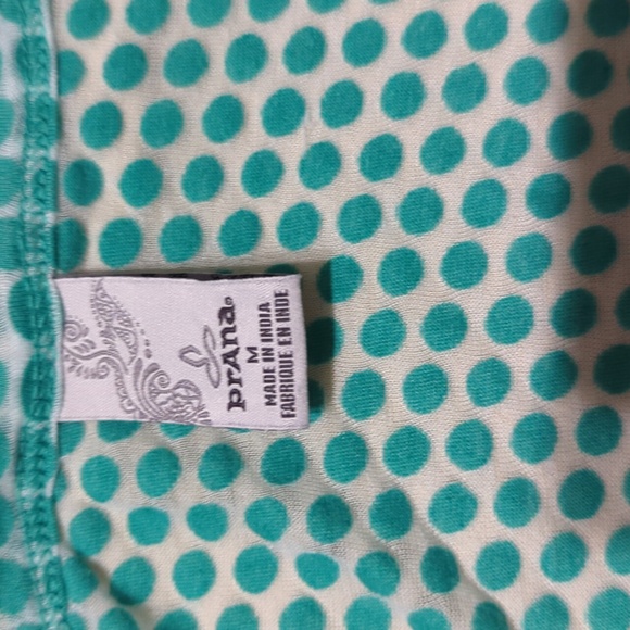 Prana greenish polka dot cap sleeve top light & breezy - Picture 4 of 7